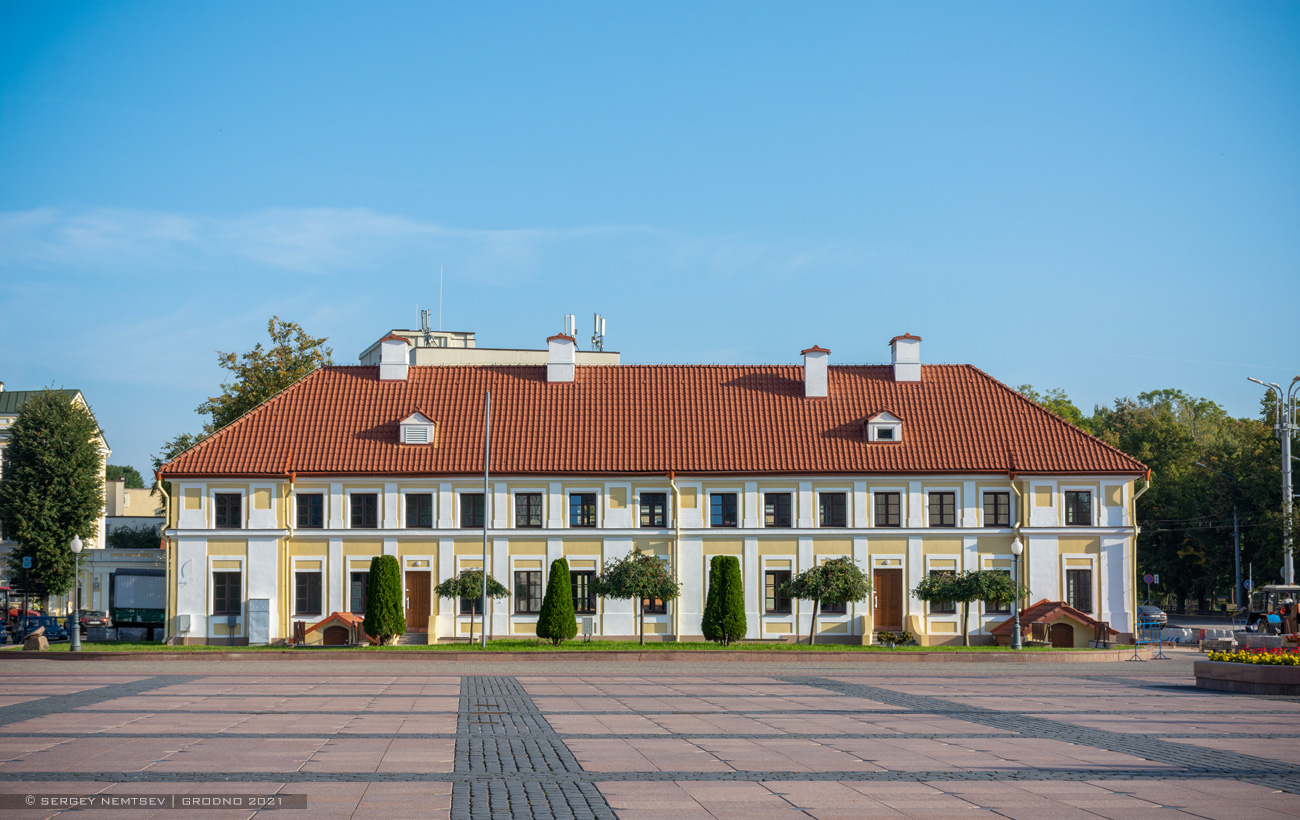 Гродно, Площадь Антония Тызенгауза, 2