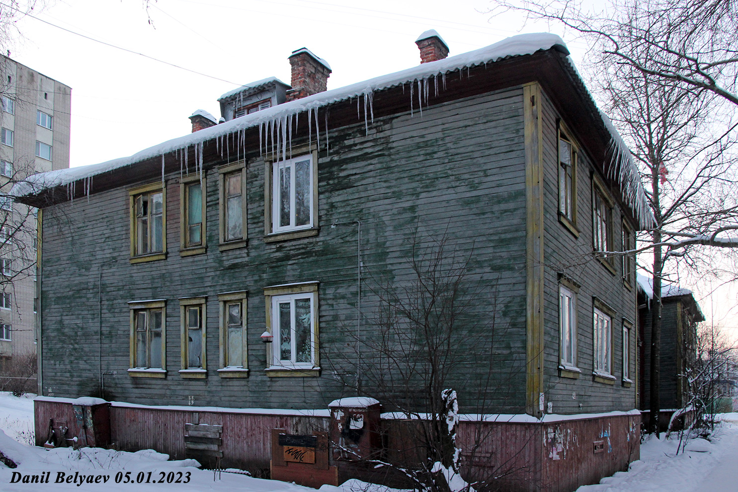 Архангельск, Улица Розы Люксембург, 28 / Новгородский проспект, 36