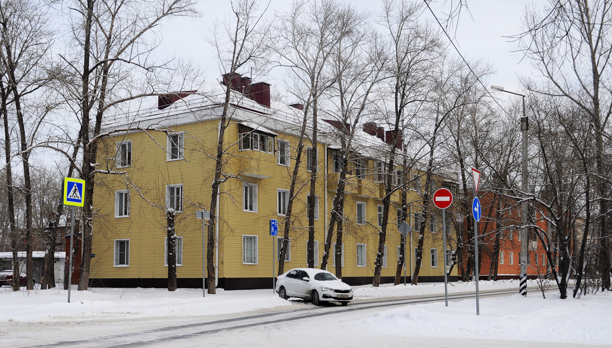 Омск, Магистральная улица, 44; Магистральная улица, 42
