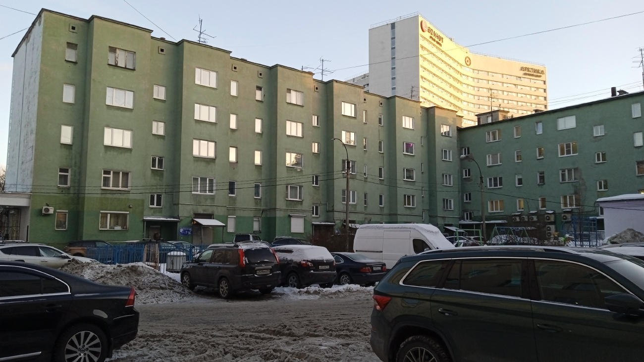 Мурманск, Ленинградская улица, 24 (подъезды 1-3)