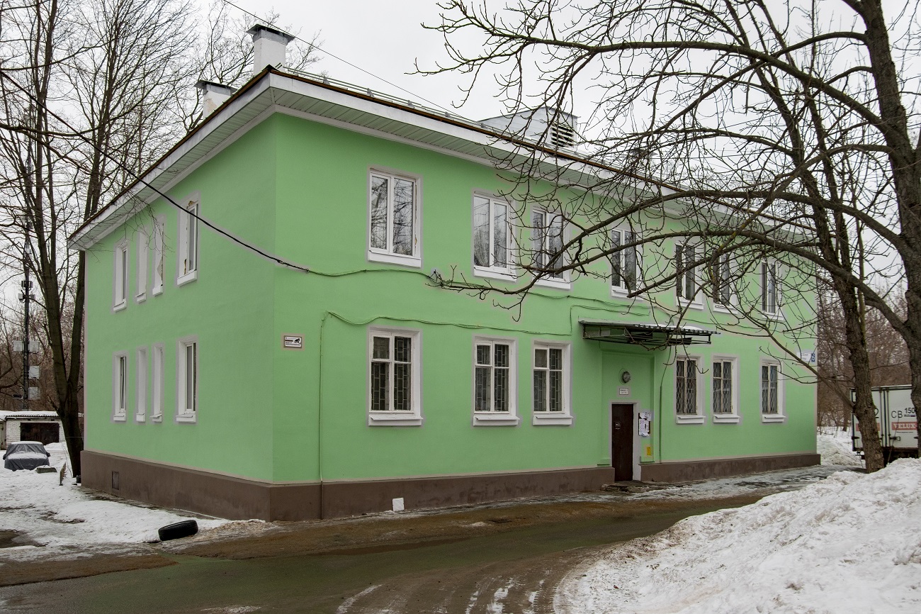 Дзержинский, Зелёная улица, 6