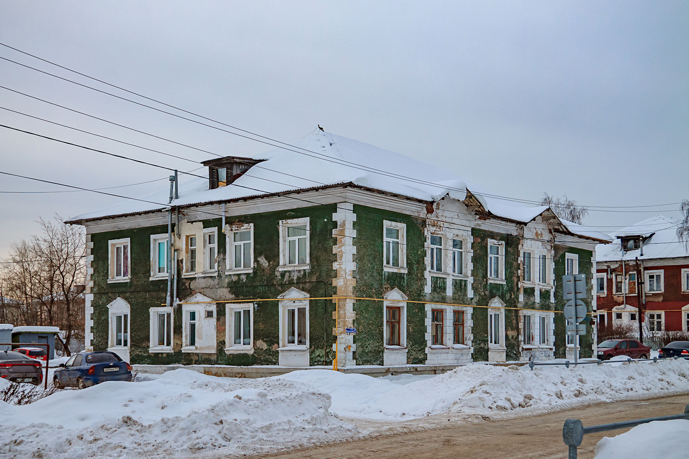 Чусовой, Переездная улица, 17
