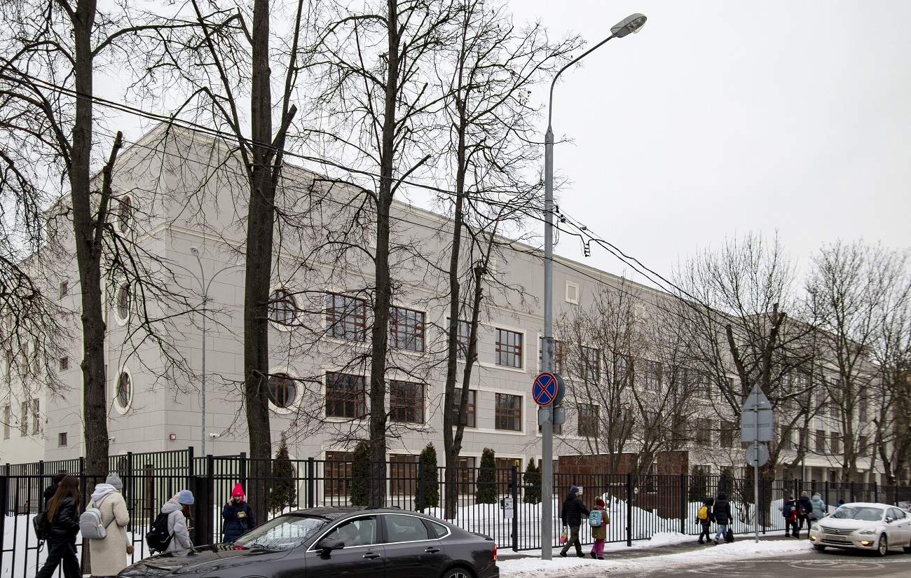 Москва, Улица Зои и Александра Космодемьянских, 3 / 4-й Новоподмосковный переулок, 2