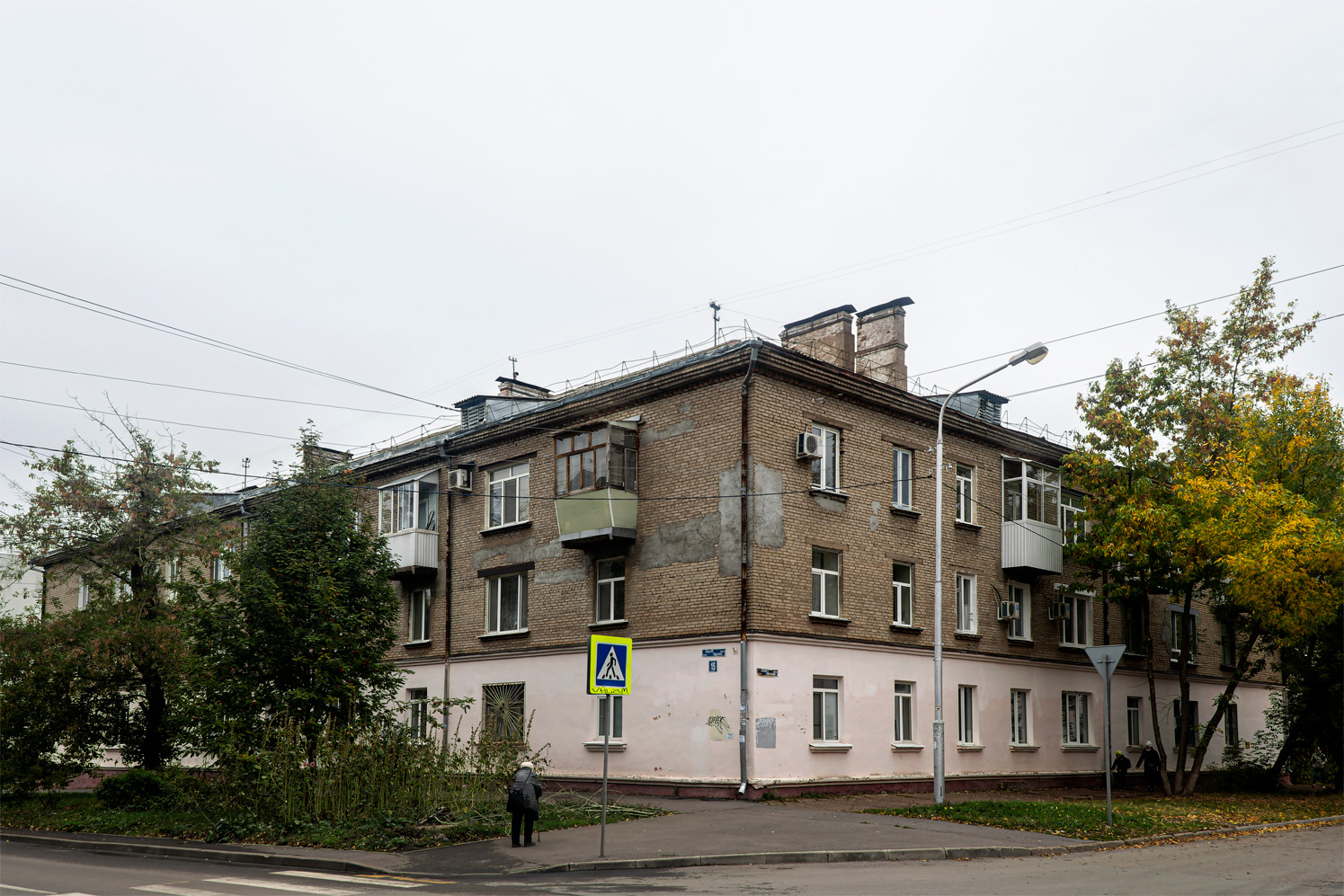 Ufa, Улица Ладыгина, 15 / Львовская улица, 6