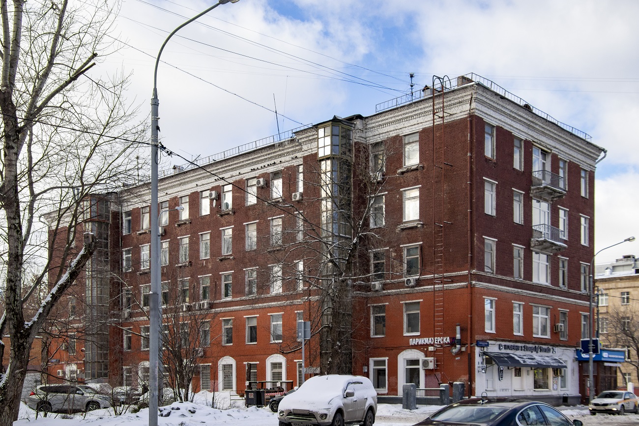 Москва, Улица Зои и Александра Космодемьянских, 26 / Улица Клары Цеткин, 21 стр. 1