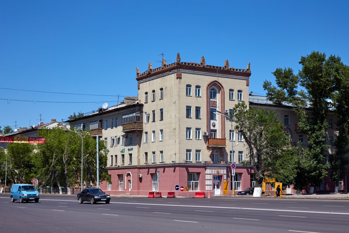 Караганда, Проспект Бухар жырау, 30