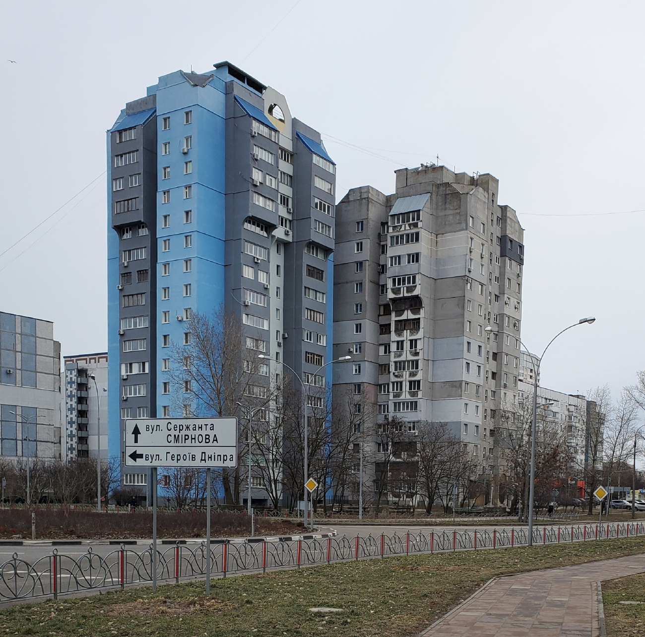 Черкассы, Улица Защитников Азовстали, 1; Улица Защитников Азовстали, 3