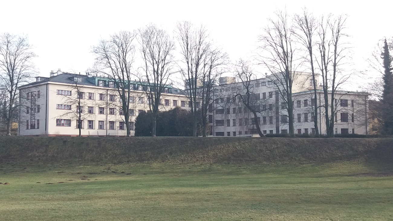 Градец-Кралове, Šimkova, 870