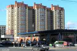 Санкт-Петербург, Улица Дыбенко, 16; Санкт-Петербург, Искровский проспект, 22