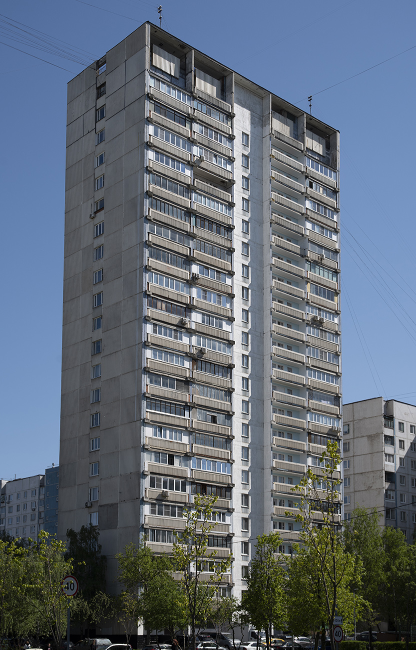 Москва, Строгинский бульвар, 12