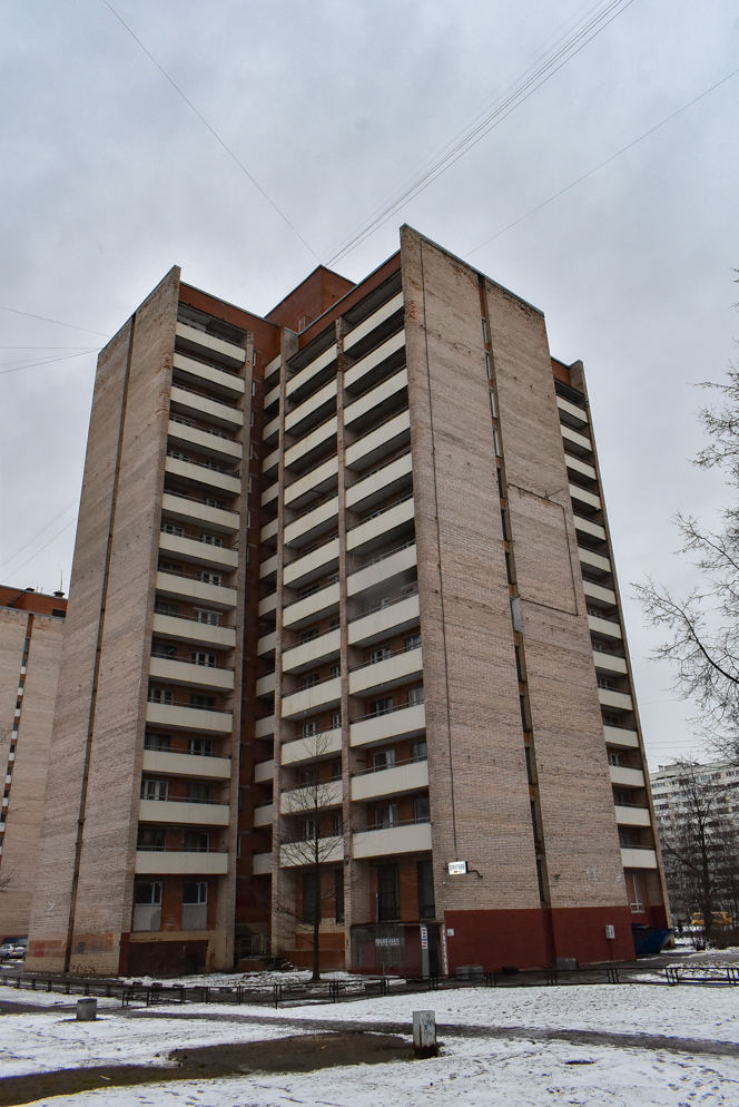 Peterburi, Проспект Испытателей, 12