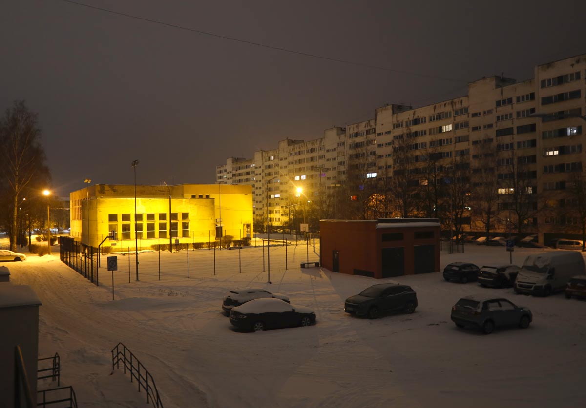 Narva, Tallinna maantee, 32; Võidu prospekt, 4