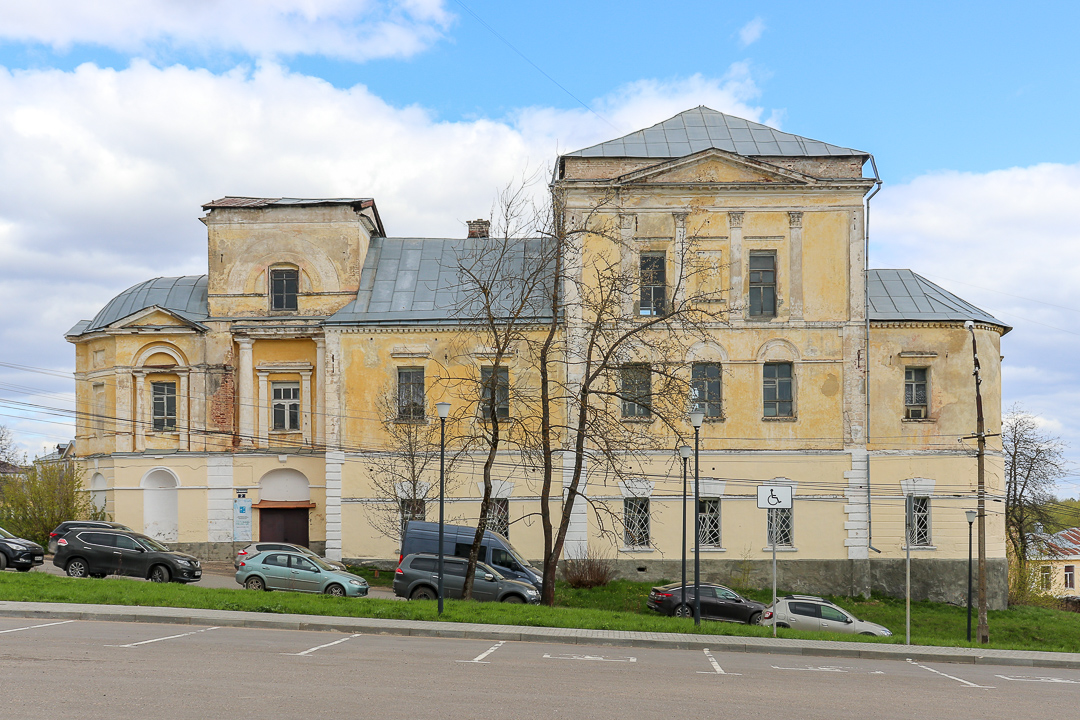 Торжок, Улица Володарского, 2
