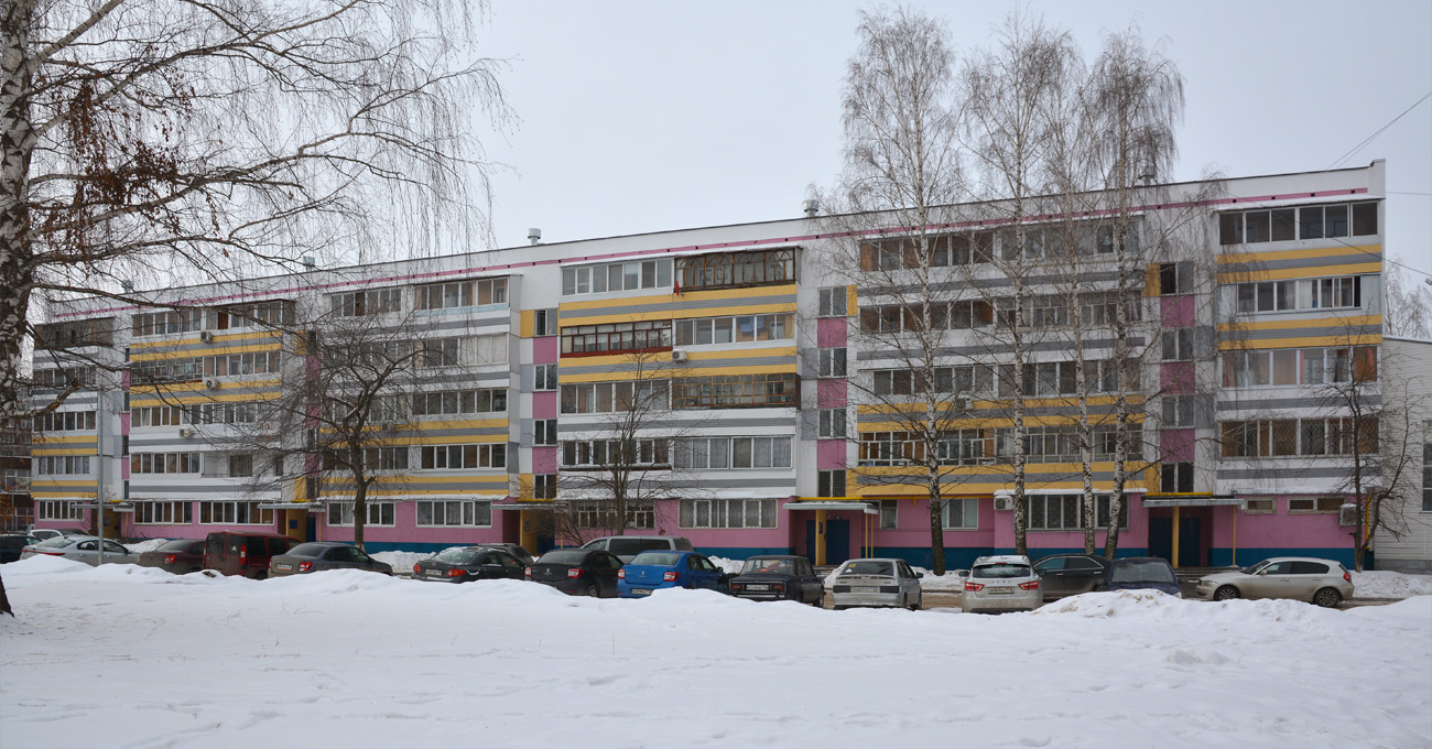 Набережные Челны, Улица Шамиля Усманова, 36