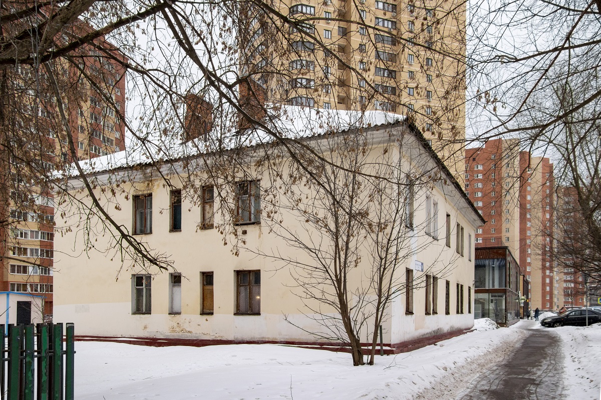 Khimki, Улица Академика Грушина, 14