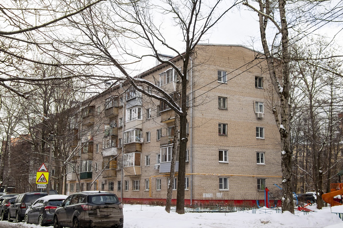 Химки, Первомайская улица, 3 / Коммунистическая улица, 1