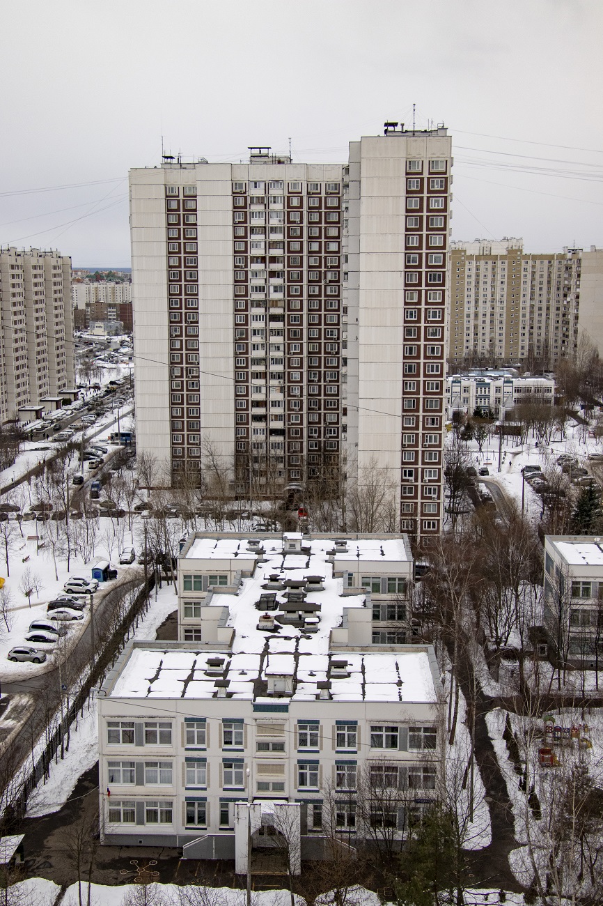 Moscow, Скобелевская улица, 18; Бульвар Адмирала Ушакова, 9