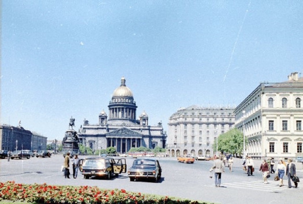 Санкт-Петербург, Исаакиевская площадь, 4