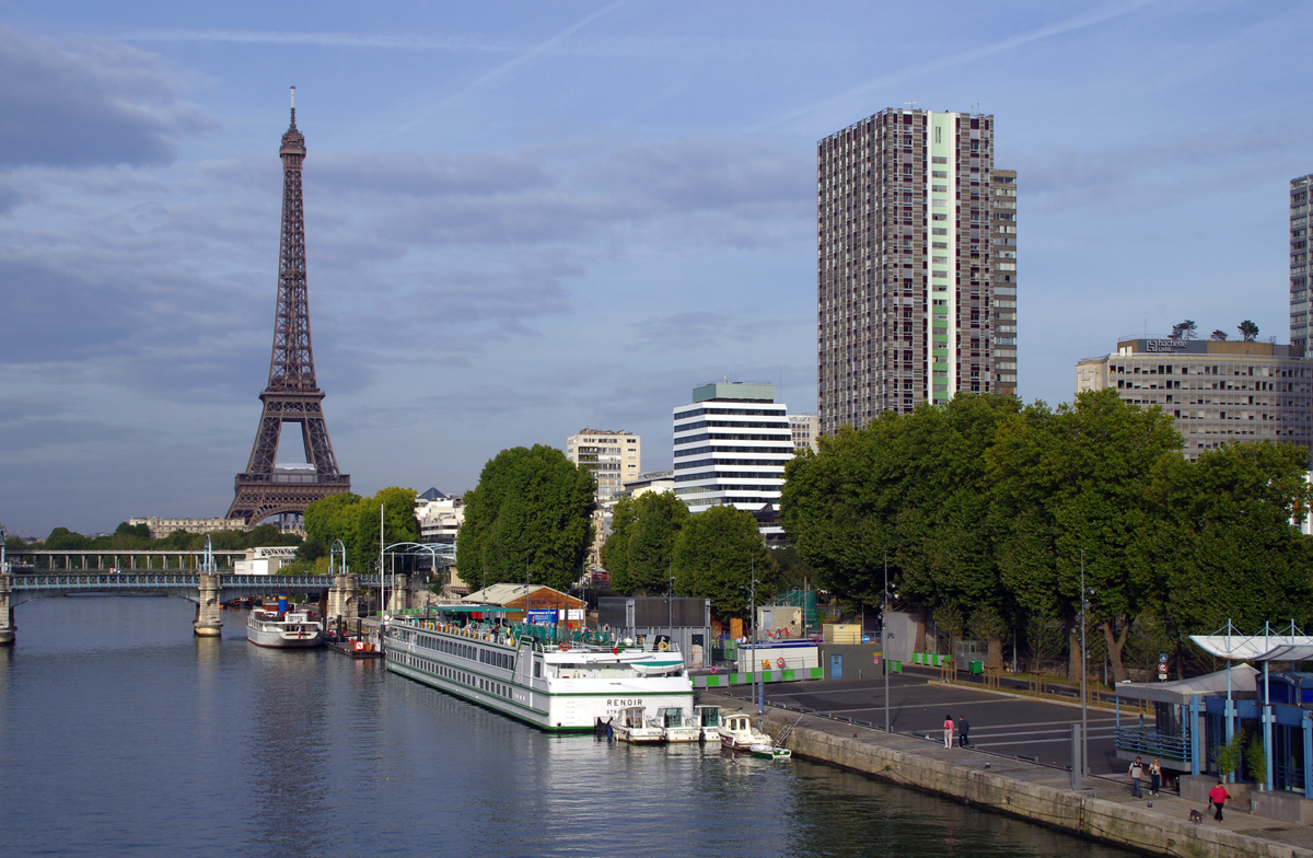Париж, Champ de Mars, 5; Quai de Grenelle, 31; Quai de Grenelle, 39A. Париж — Панорамы