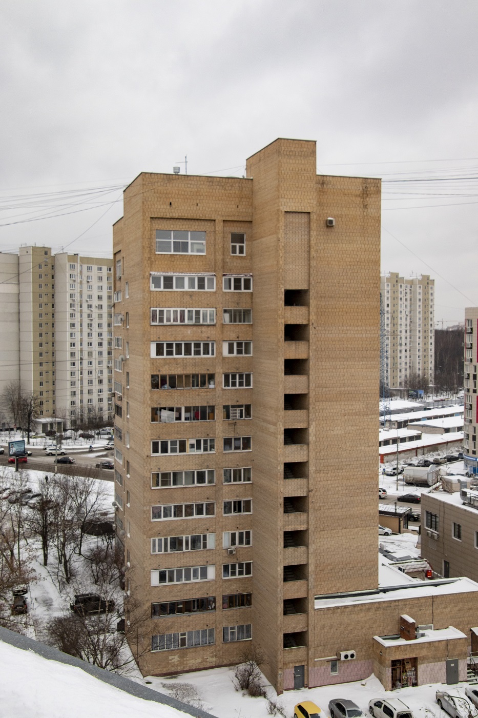 Химки, Молодёжная улица, 6