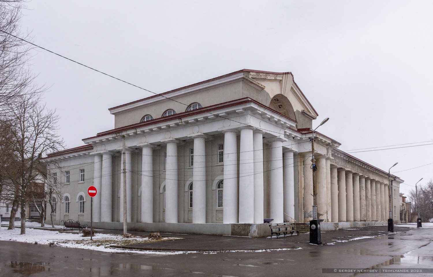 Цимлянск, Советская улица, 2 / Набережная улица, 13 Цимлянск, Советская улица, 2 / Набережная улица, 13