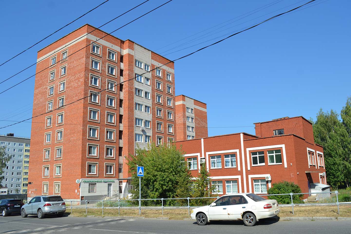 Ижевск, Улица Холмогорова, 37а