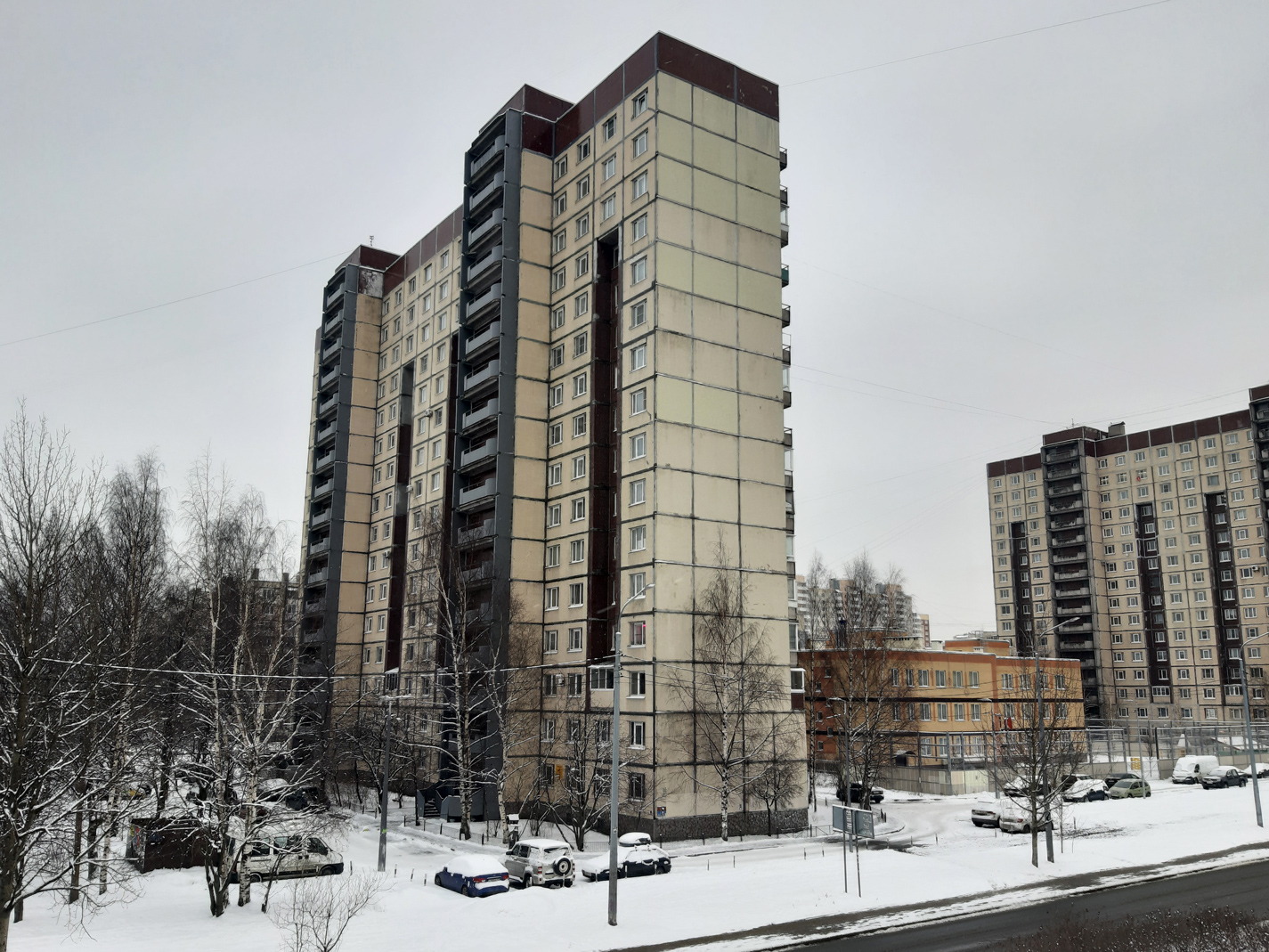 Petersburg, Улица Чудновского, 1