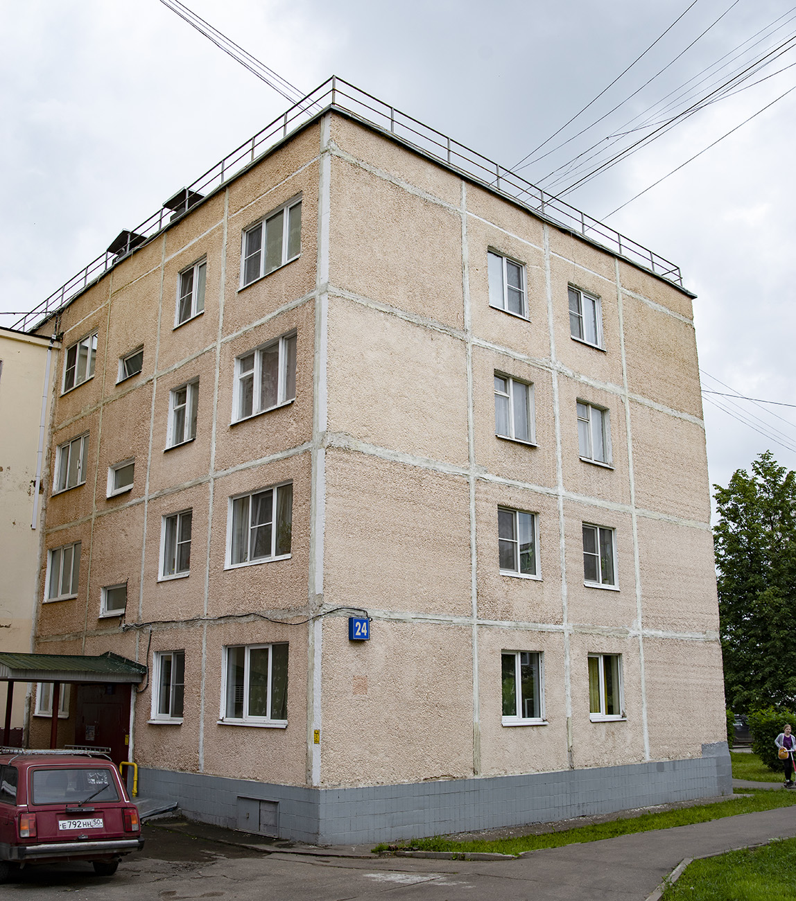 Поселение Вороновское, Пос. ЛМС, микрорайон Центральный, 24 ( жилой корпус )