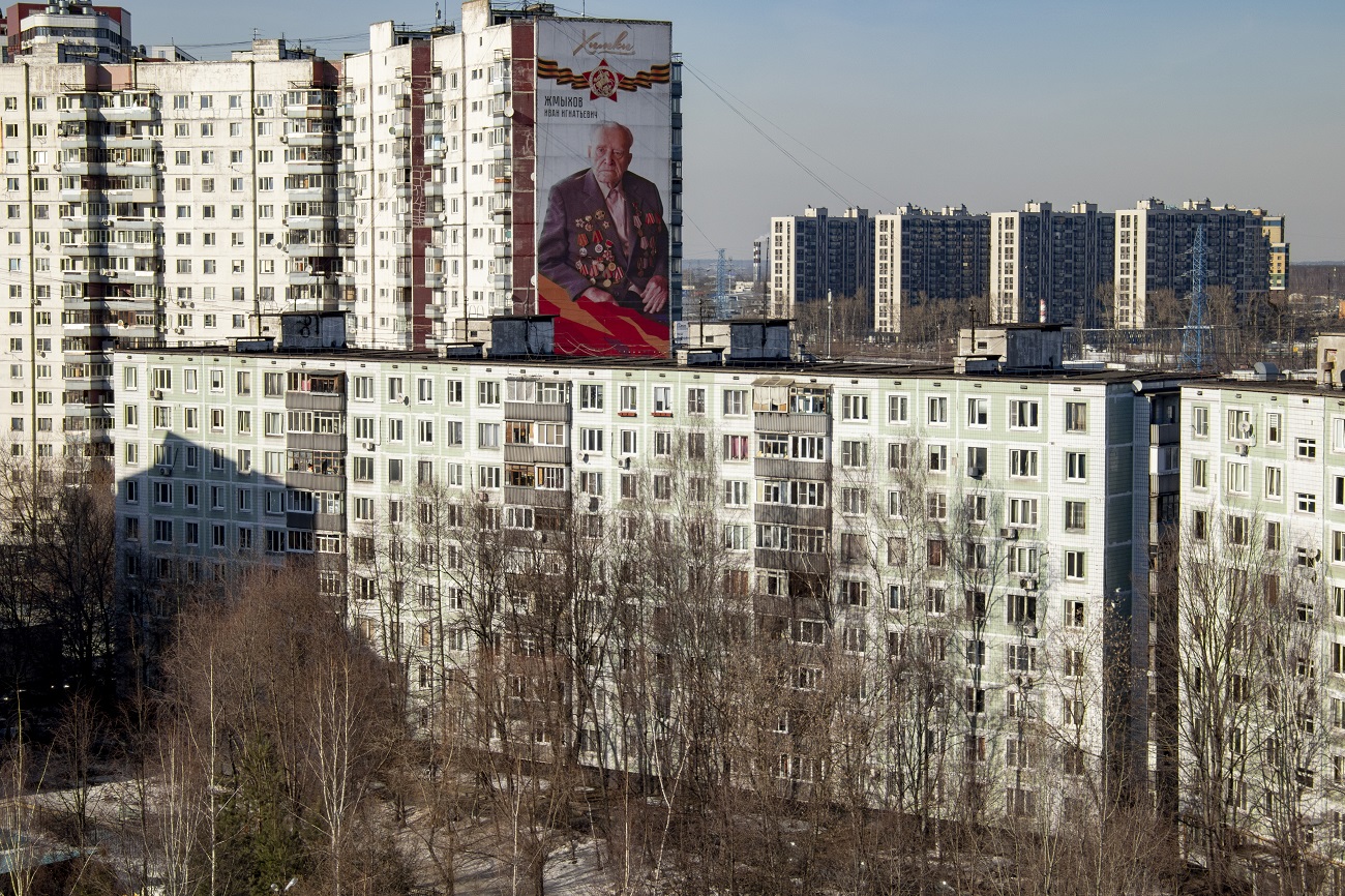 Химки, Улица Родионова, 13 / Улица 9 Мая, 18