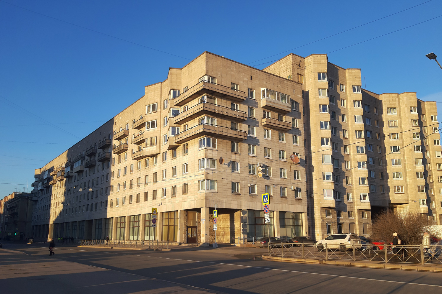 Санкт-Петербург, Большеохтинский проспект, 11 корп. 1
