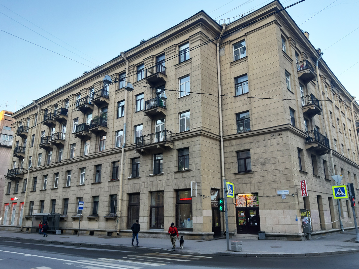 Санкт-Петербург, Большеохтинский проспект, 13