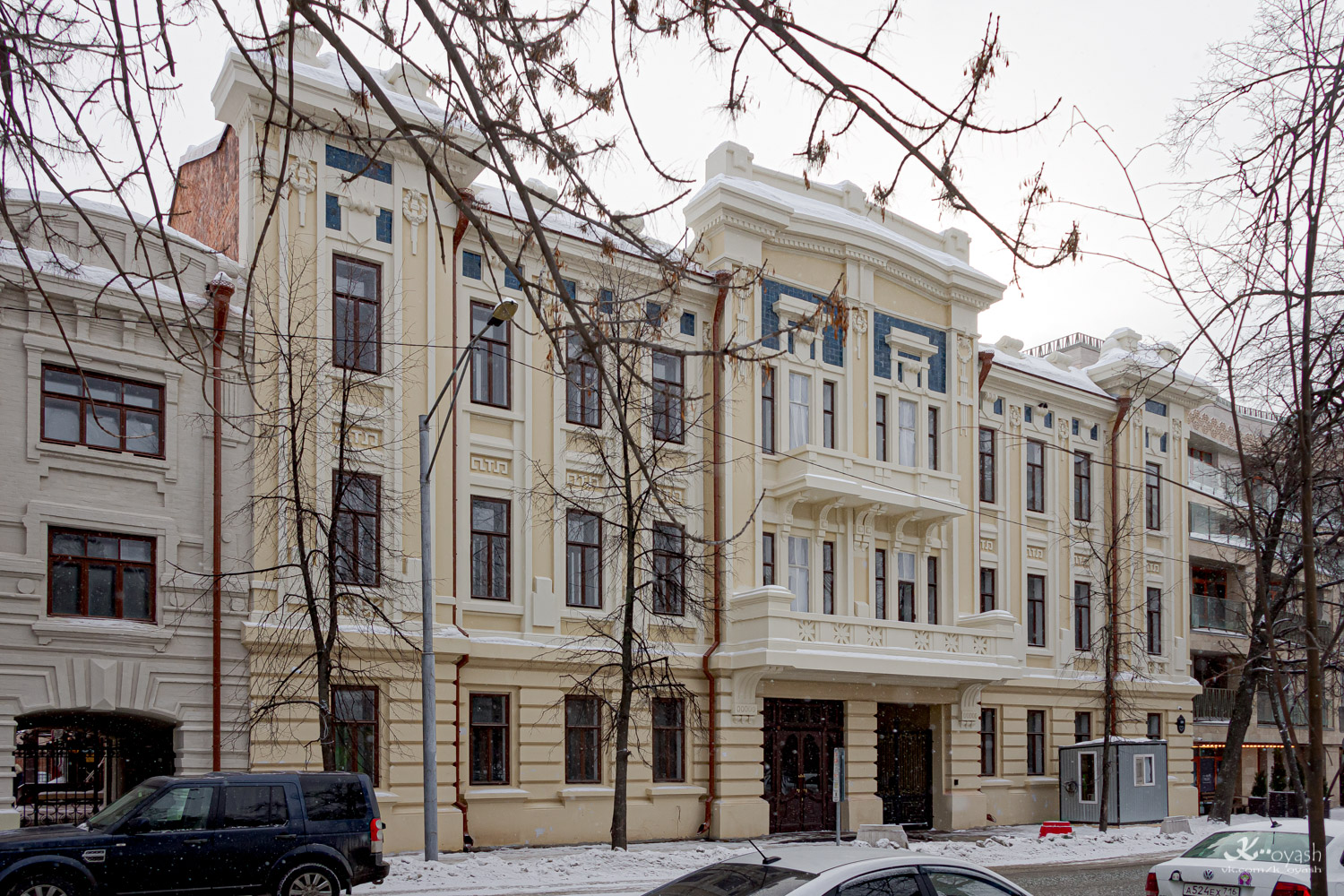 Kasan, Улица Муштари, 20