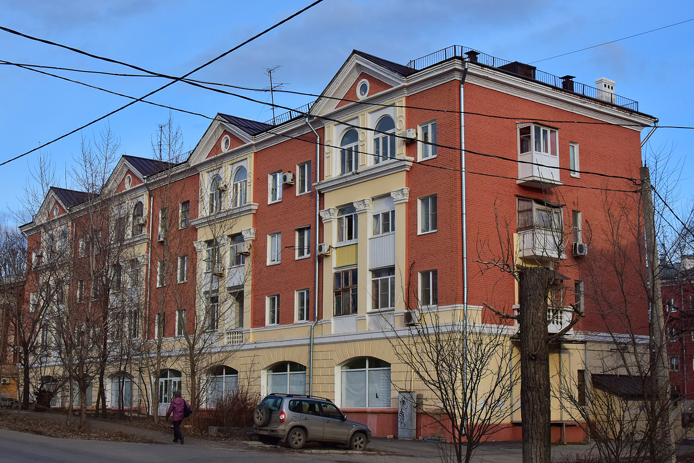 Волгоград, Улица Генерала Гуртьева, 2