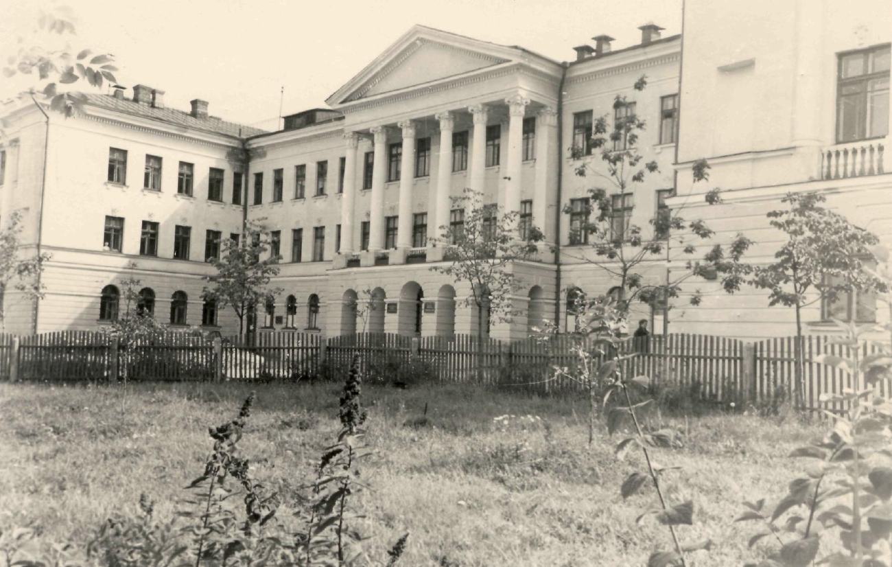 Минск, Улица Володарского, 1