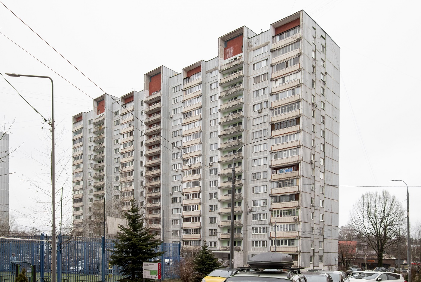 Химки, Микрорайон Сходня, Юбилейный проезд, 10