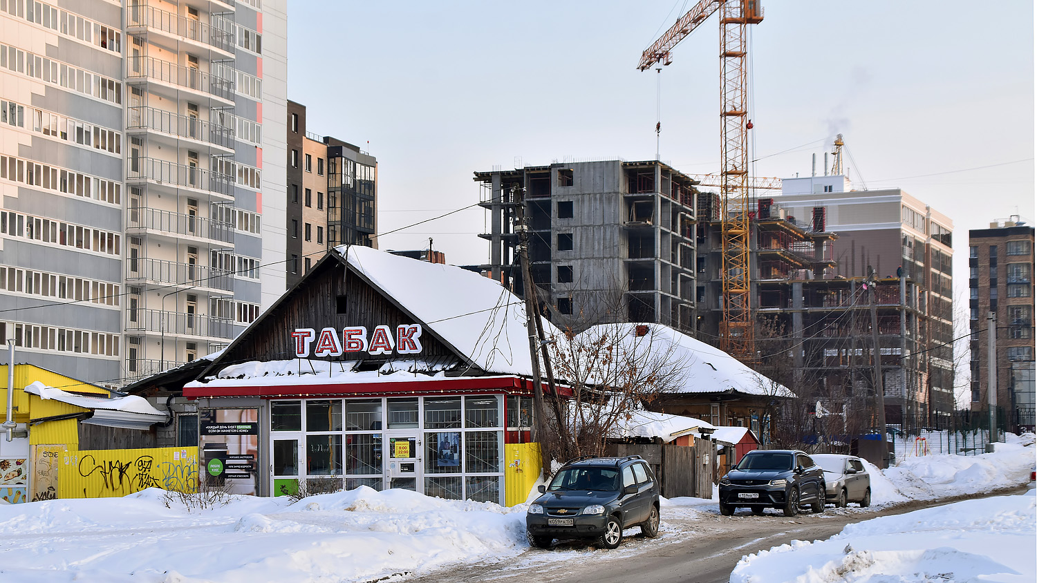 Пермь, Проспект Декабристов, 39Б; Молодогвардейская улица, 15; Улица Подводников, 20