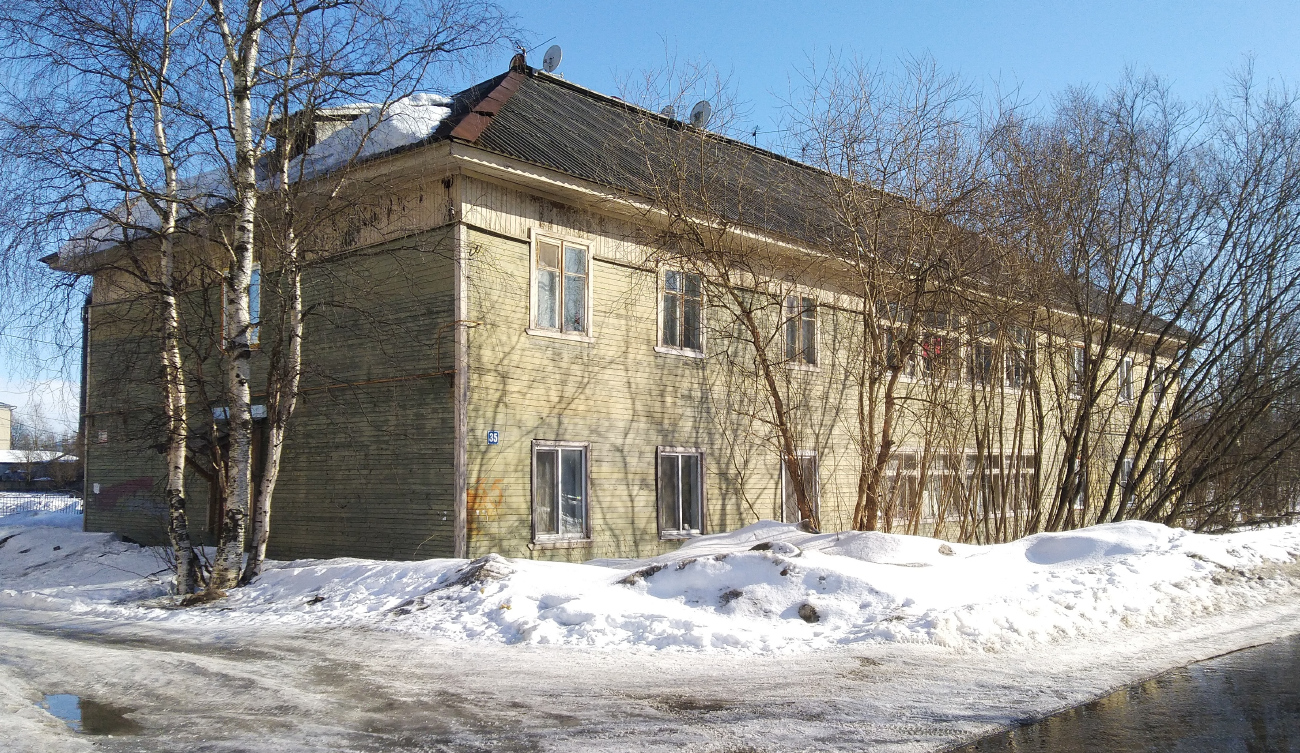 Архангельск, Локомотивная улица, 35