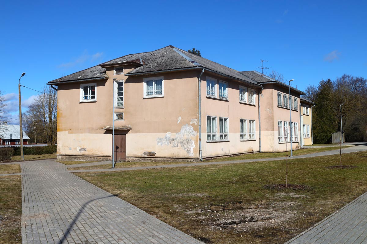 Пухья, Viljandi tee, 28/3