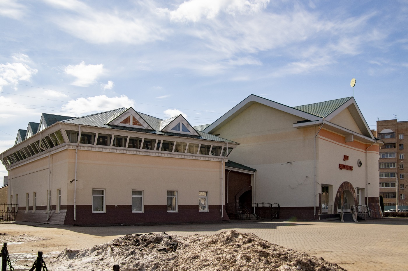 Istra, Улица Ленина, 14