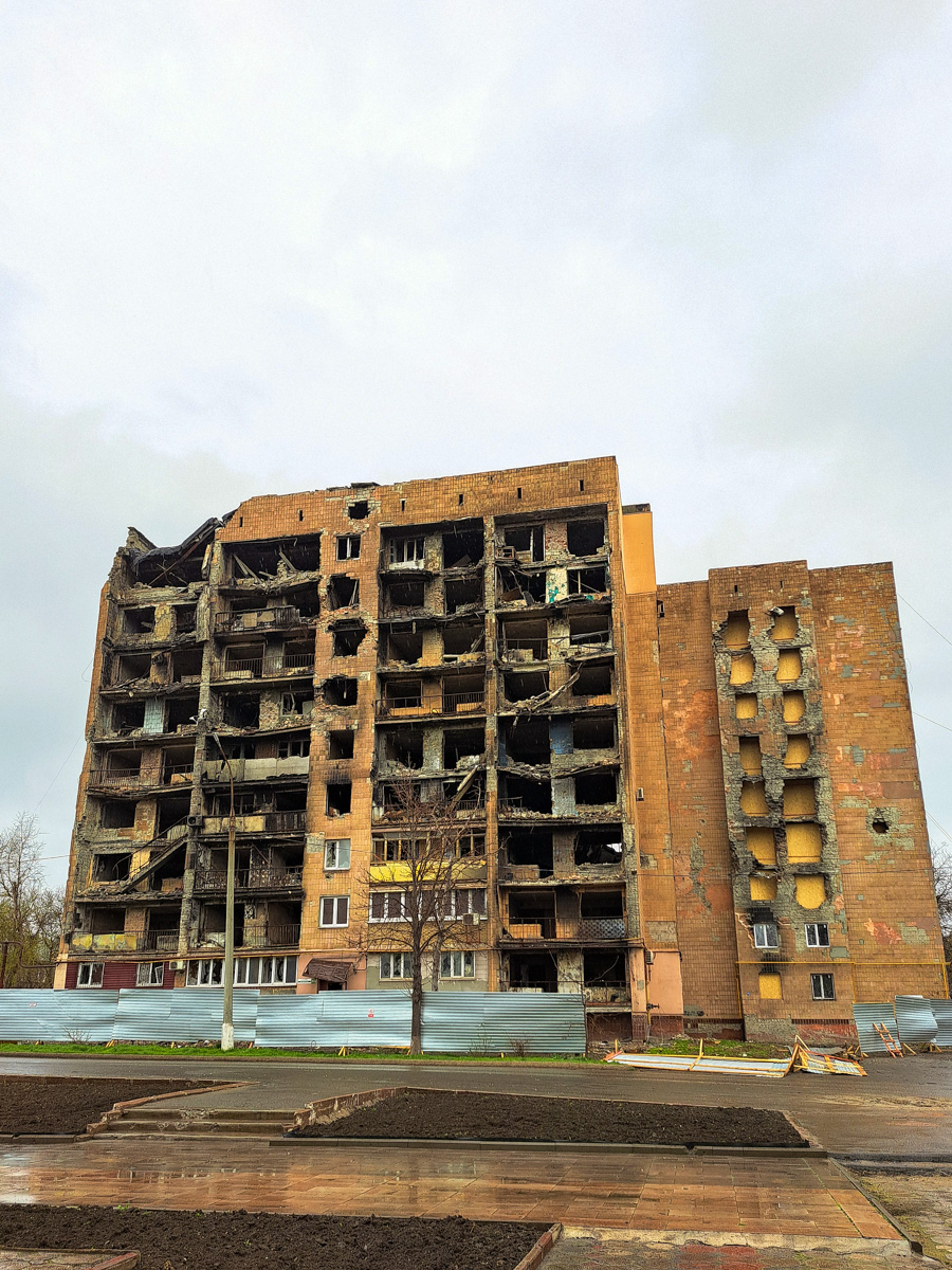 Мариуполь, Улица Карпинского, 37А; Улица Карпинского, 37Б