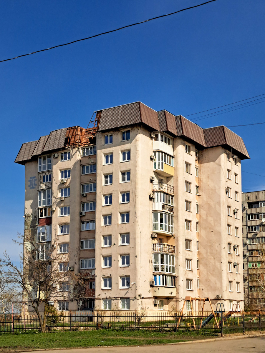 Мариуполь, Гранитная улица, 128 / Улица Михаила Грушевского, 35