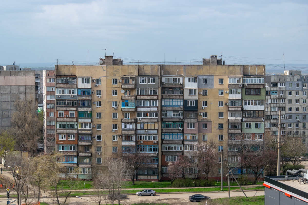 Маріуполь, Улица 9-й Авиадивизии, 24 / Улица Филиппа Орлика, 73