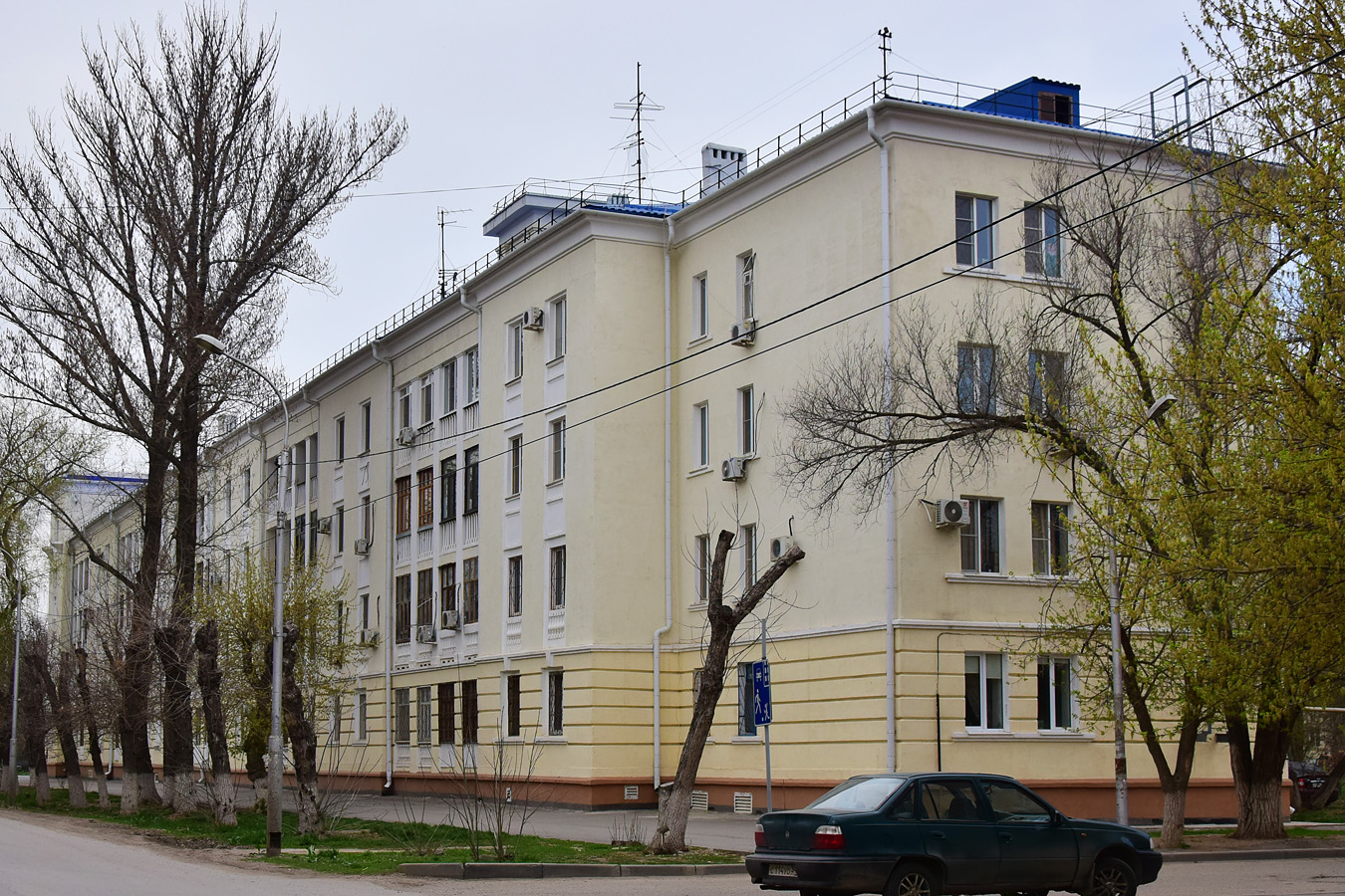 Волгоград, Армавирская улица, 17