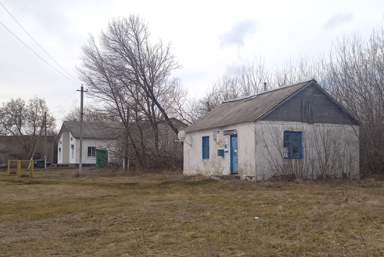 Панинский район, прочие н.п., с. Ивановка 1-ая, Проспект Революции, 2