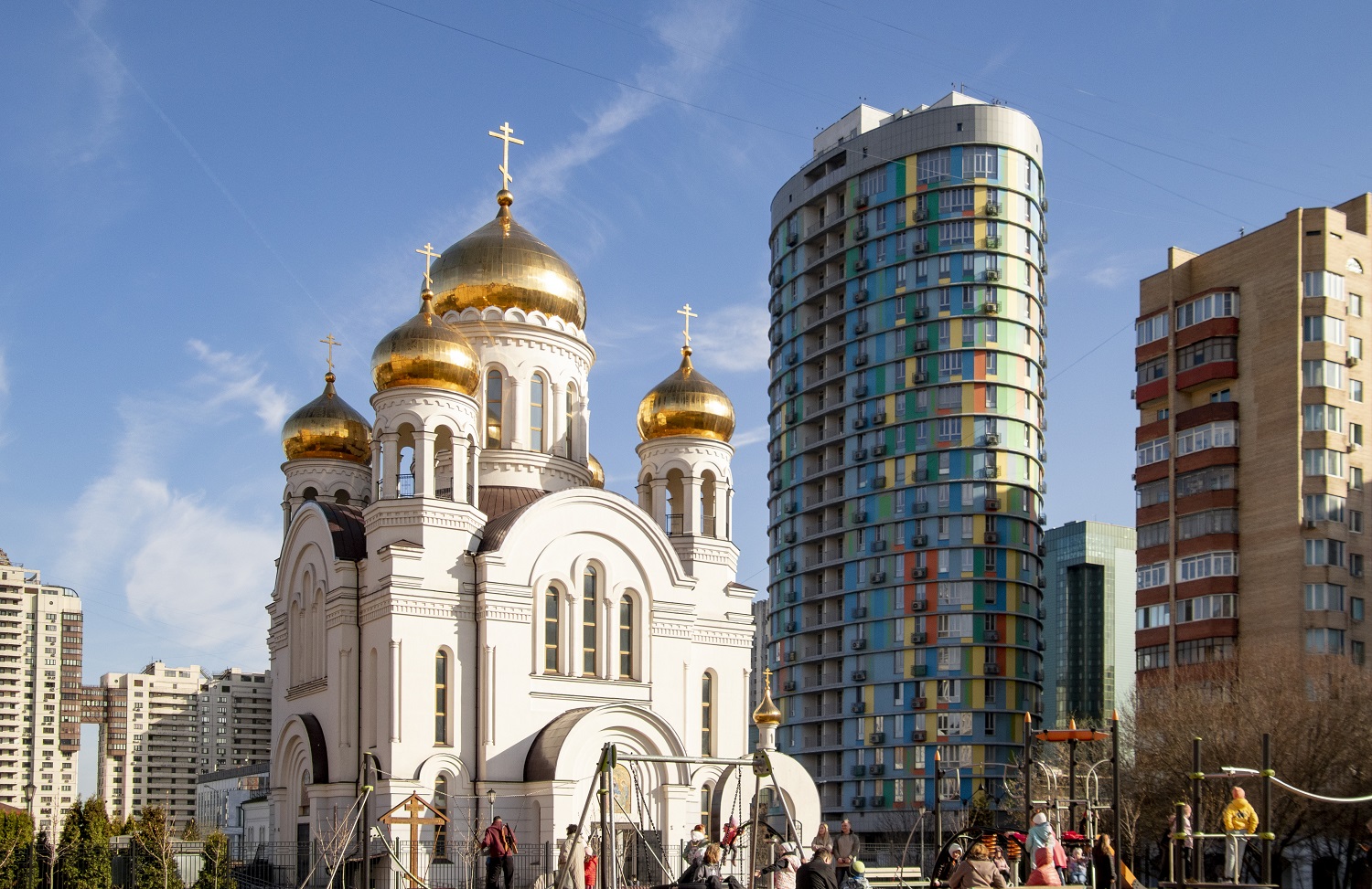 Москва, Новочерёмушкинская улица, 58А; Новочерёмушкинская улица, 60