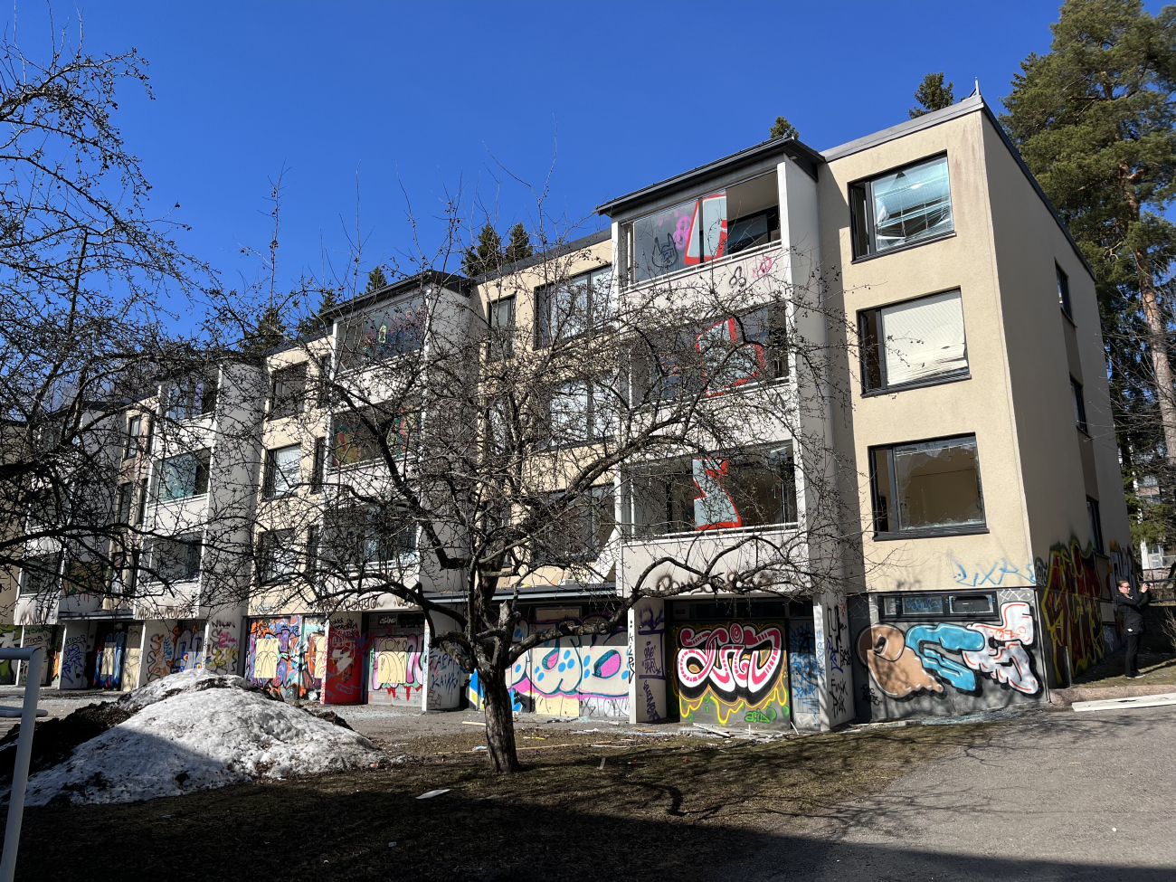 Helsingi, Pallaksentie, 1g-j