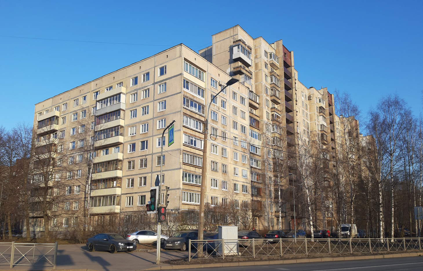 Санкт-Петербург, Улица Передовиков, 25 Санкт-Петербург, Улица Передовиков, 25