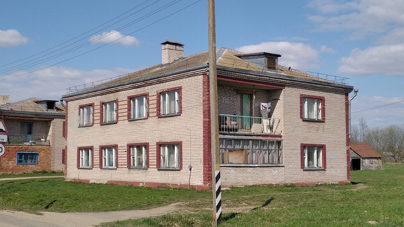 Еремеевщина, Школьная улица, 3