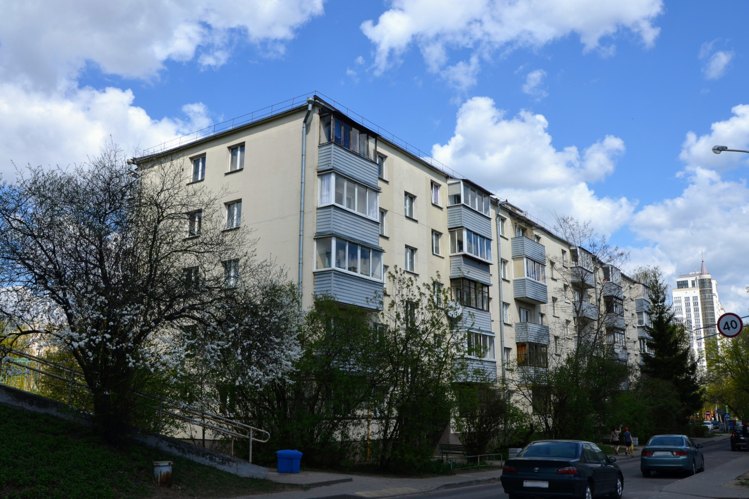 Минск, Беломорская улица, 9 / Переулок Якуба Коласа, 5