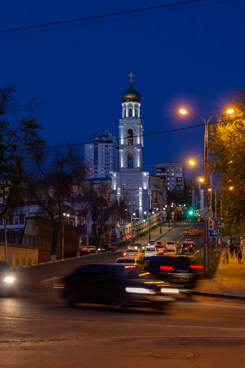 Samara, Волжский проспект, 1М